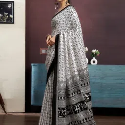 Satrani White Silk Blend Printed Saree With Unstitched Blouse image 3