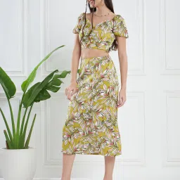 KASSUALLY Green Printed Co-Ord Set image 3