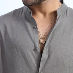 JONESBURG Men Solid Mandarin Collar Linen Casual Shirt image 2