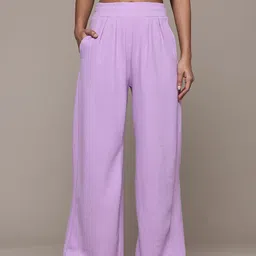 The Roadster Lifestyle Co. Women Textured Pleated Trousers-image-75