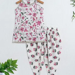 The Magic Wand Cotton Woven Sleeveless Floral Printed Gota Lace Embellished Top & Dhoti Set - White-picture-36