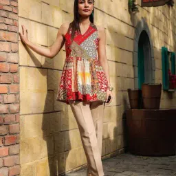 Rain and Rainbow Multicolored Cotton Printed Top image 3