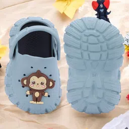 YK Boys Self Design Clogs Flip Flops image 5