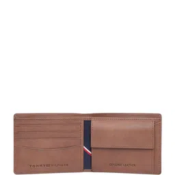 Tommy Hilfiger Men Leather Two Fold Wallet image 3
