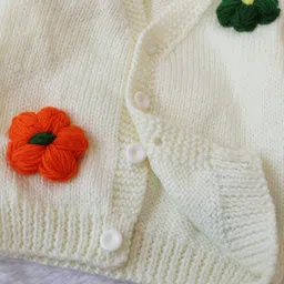 Woonie Hand Knit Full Sleeves Floral Applique Detailed Cardigan - Cream image 4