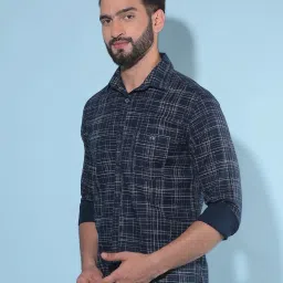 Crimsoune Club Navy Blue Cotton Slim Fit Printed Shirt image 3