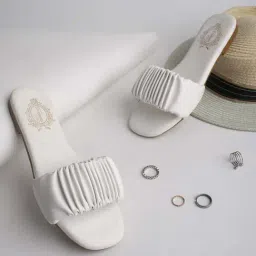 Shoetopia Kids White Casual Slides-picture-19