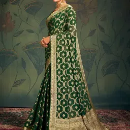 Saree Mall Green Woven Sarees With Unstitched Blouse-image-33