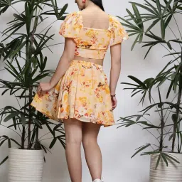 Sera Yellow Floral Print Crop Top image 3