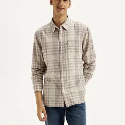 Levi's Beige Slim Fit Checks Shirt-picture-16