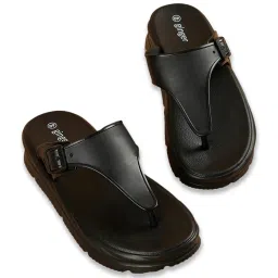 Ginger by Lifestyle Women's Black Flip Flops image 3