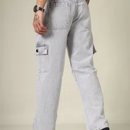 PLUS 91 Men Straight Fit Mid-Rise Cargos image 2