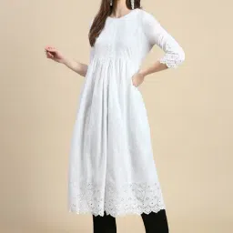 SHOWOFF White Self Design Kurta-image-75