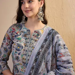 MASSTANI BY INDDUS Women Floral Printed and Hand Embroidered Kurta Set With Dupatta image 3