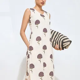 Fourleaf Printed V Neck Top With Trousers Co-Ords Set image 4