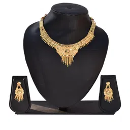 Bhanu diam Women Gold Jewellery Set-image-6