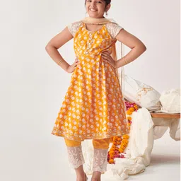 Pspeaches Cotton Half Sleeves Floral Printed  Kurta  Pant With Dupatta - Orange-picture-27