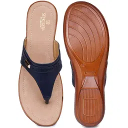 Senorita by Liberty Women's Navy Thong Sandals image 3