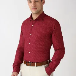 Peter England Red Cotton Slim Fit Printed Shirt image 3