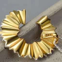 Rihi by P.C. Chandra Jewellers Gold Pencil Shaving Pendant For Women & Girls (Without Chain) image 3