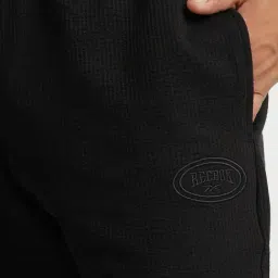 Reebok Black Regular Fit Solid Shorts image 5