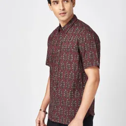 Indus Route By Pantaloons Maroon Cotton Regular Fit Self Pattern Shirt image 3