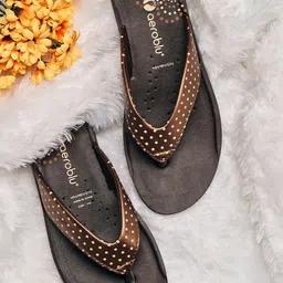 Aeroblu Women Polka Dots Printed Open Toe Flats-image-83