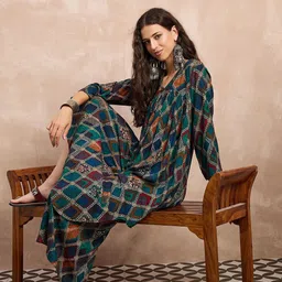 InWeave Women Printed Regular Kurta with Palazzos image 4