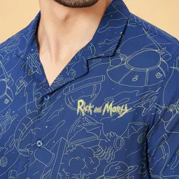 SF JEANS by Pantaloons Men Cuban Collar Abstract Printed Slim Fit Casual Shirt image 3