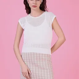 SHOWOFFFF Crochet Top image 5