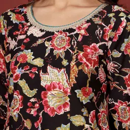 Varanga Floral Printed Round Neck Pure Cotton Anarkali Kurta With Trousers & Dupatta image 4