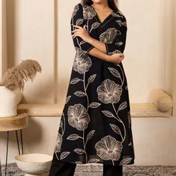 SHIVARA Women Floral Printed Regular Pure Cotton Kurta with Trousers-image-95