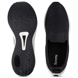 Walkaroo Men Running Non-Marking Shoes image 5