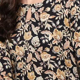 Vaamsi Black Floral Print Straight Kurta image 5