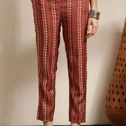 Sangria Floral Printed Panelled Mirror Work Chanderi Cotton Kurta with Trousers & Dupatta image 2