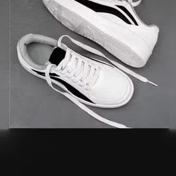 glitchez Men Colourblocked Sneakers-picture-41