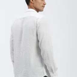 showoffff SHOWOFF White Cotton Slim fit Solid Shirt image 4