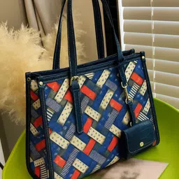 Lookout fashion Textured Structured Handheld Bag with Quilted-image-48