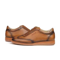 mccoy Men Textured Formal Brogues image 5