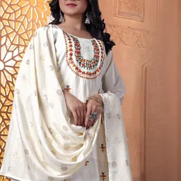 DIVASTRI Women Floral Embroidered Regular Thread Work Kurta with Trousers & With Dupatta image 4