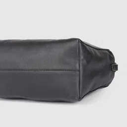 Baggit Black Solid Handheld Bag image 2