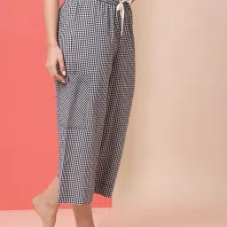 Chemistry Black Cotton Print Pyjama image 4