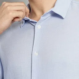 celio celio* Blue Regular Fit Textured Cotton Shirt image 4