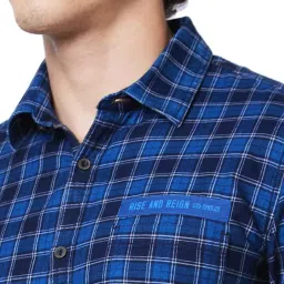 Spykar Blue Cotton Regular Fit Checks Shirt image 4