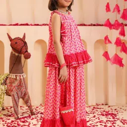 Rain & Rainbow Girls Floral Printed Gotta Patti Pure Cotton Top with Skirt & Dupatta image 3