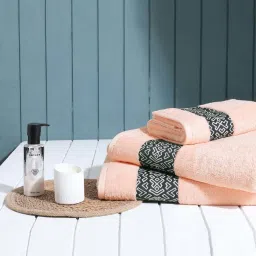 Spaces Aurum Soft Pink Cotton 500 GSM Bath Towel,Kitchen Towel & Large Towel - Set of 3 image 4