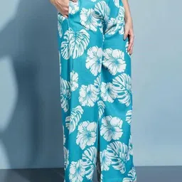 VenderVilla Printed Shirt Collar Shirt With Printed Trousers Co-Ords image 2