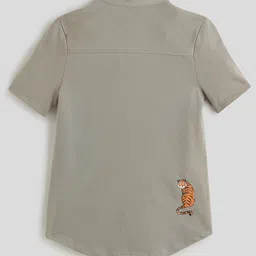 One Friday Cotton Knit Half Sleeves Tiger Printed Shirt - Grey image 3