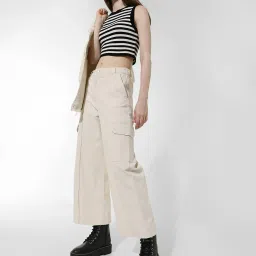 Only Cream Cotton Regular Fit High Rise Cargo Pants image 4
