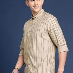 Mast & Harbour Men Standard Striped Casual Shirt image 3